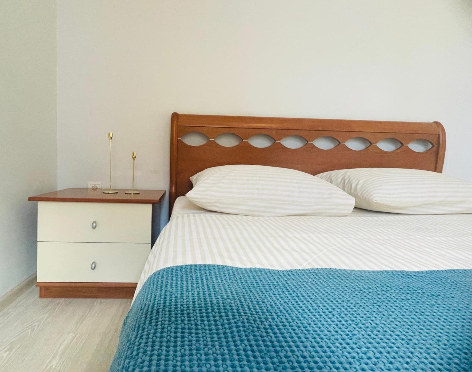 на дорошенка 1, краща локація,центр Apartment *