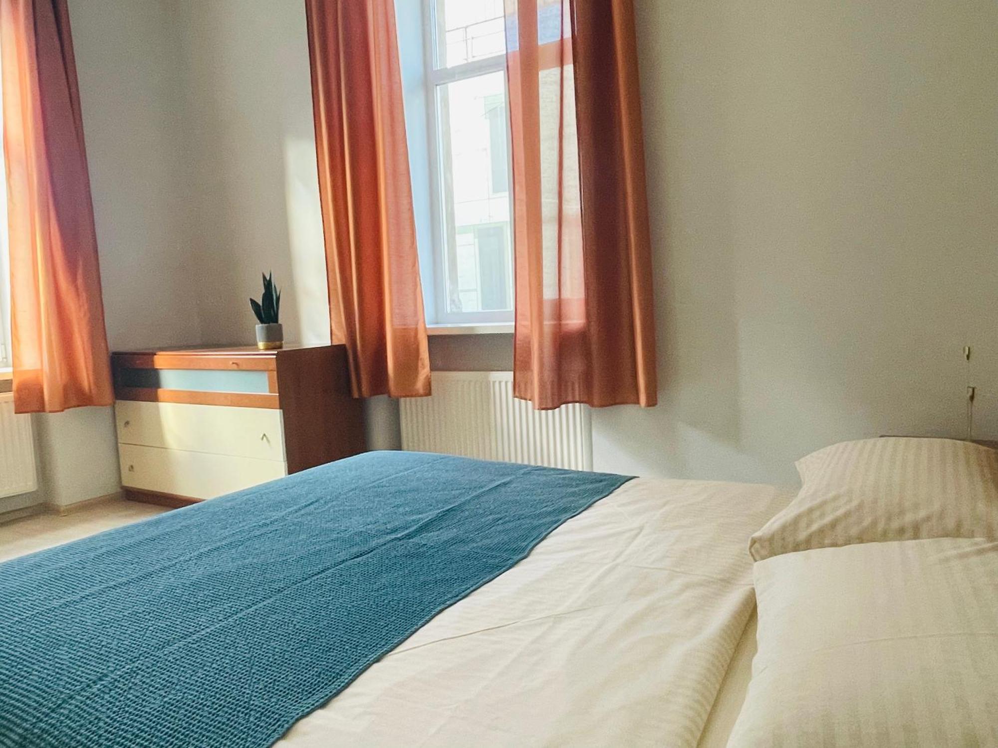 на дорошенка 1, краща локація,центр Apartment Lviv