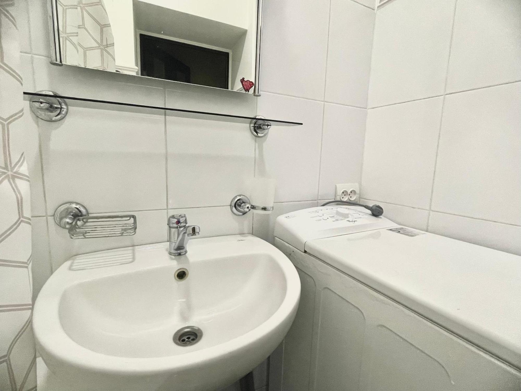 на дорошенка 1, краща локація,центр Apartment *
